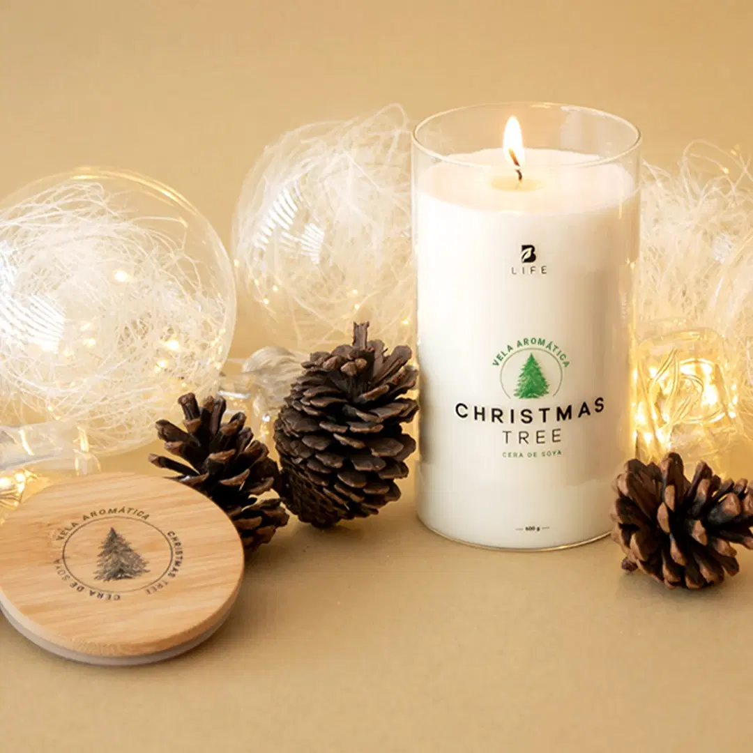 Imagen de Christmas Tree Aromatic Candle | Vela Aromática Árbol de Navidad 600 g